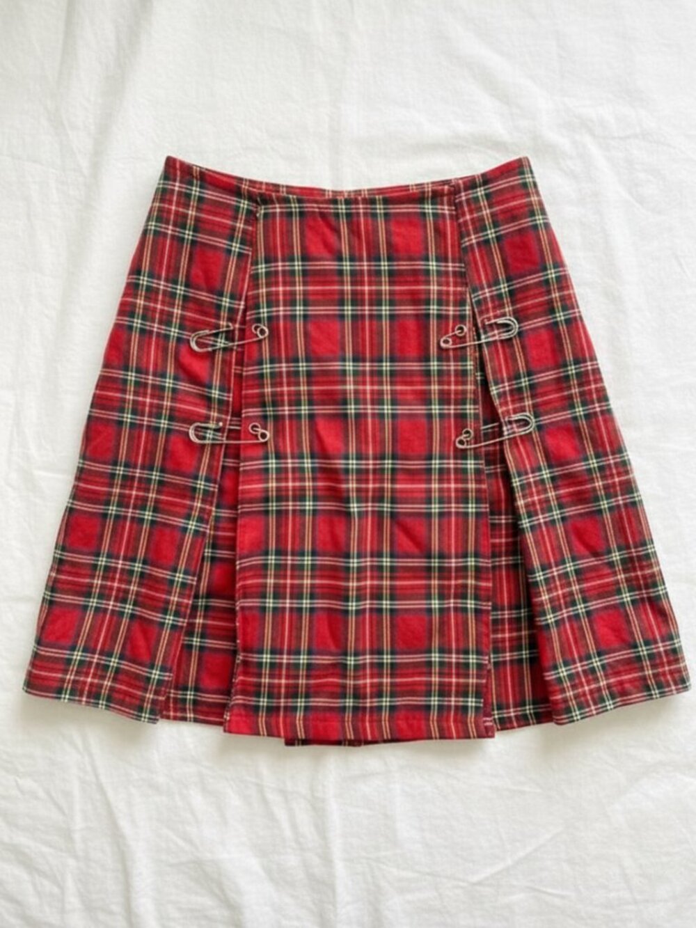 LIP SERVICE near vintage 2010 Punk and Disorderly kilt pin mini skirt
